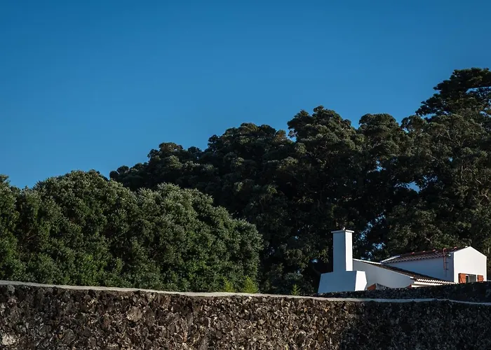 Entre Muros - - Casa Com Jardim E Acesso Direto Ao Mar