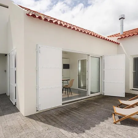 Entre Muros - - Casas Com Jardim E Acesso Direto Ao Mar