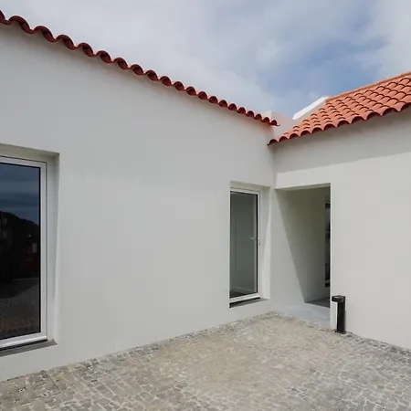 Entre Muros - - Casa Com Jardim E Acesso Direto Ao Mar בית חווה *