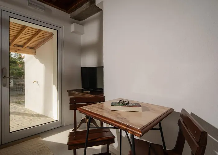 Farm stay Entre Muros - - Casa Com Jardim E Acesso Direto Ao Mar Ribeira Grande