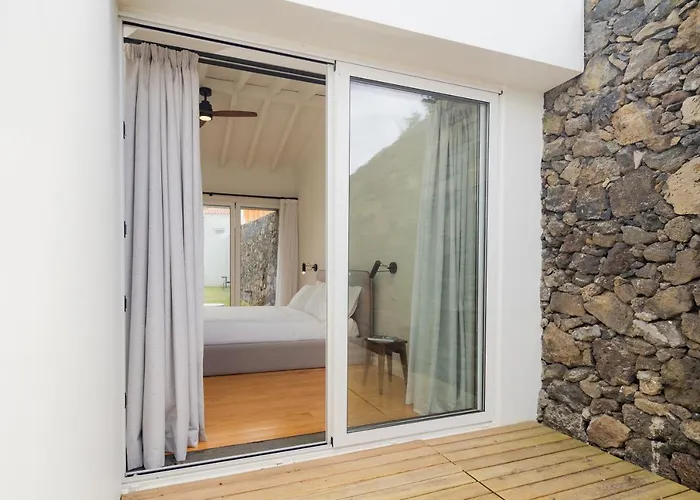 Entre Muros - - Casa Com Jardim E Acesso Direto Ao Mar Farm stay *